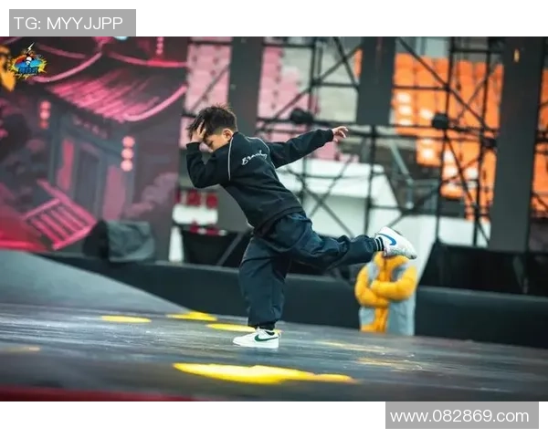 武汉街舞队的力量与激情：聚焦街舞文化的传承与创新